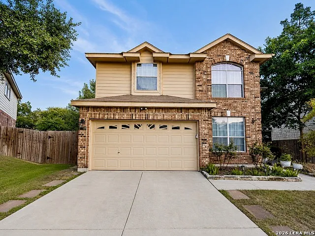 3 bed, 2.5 bath, 2123 sqft, $2,200 — Photo 1