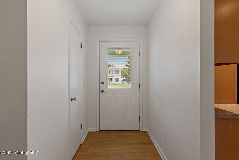 5th image of 48 Cooks Court