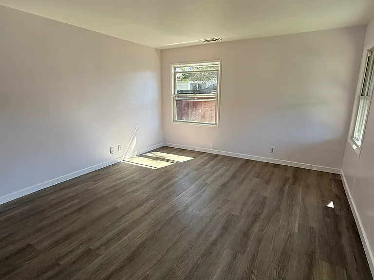 3812 King Ln #3814 — Photo 7