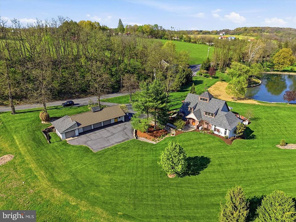 1st image of 128 Kindt Corner Rd