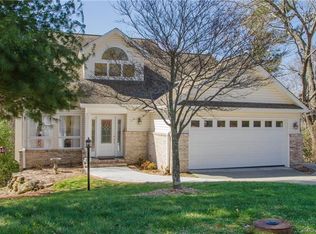 128 Jenny Lind Dr, Hendersonville, NC 28791