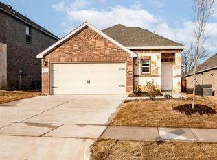 3936 Oak Creek Cir, Denison, TX 75020