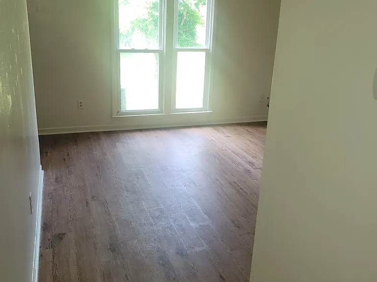 110 Arlington Retreat Apartments #4 — Photo 12