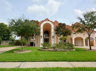 2703 E Bainbridge Cir, Pearland, TX 77584