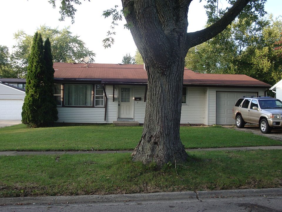 2nd image of 1912 Bristol Cir