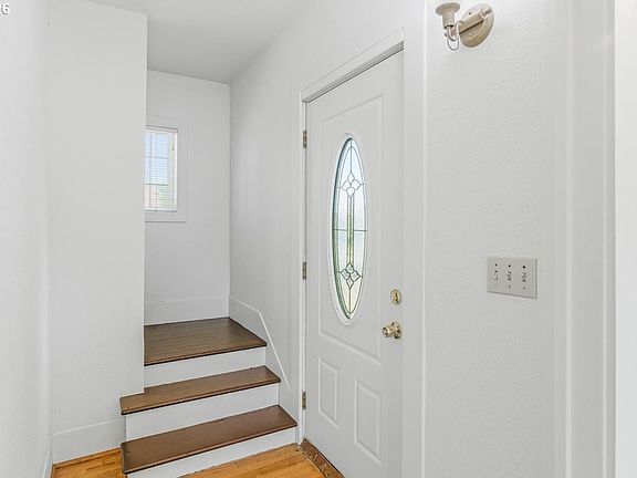 5th image of 2242 C St
