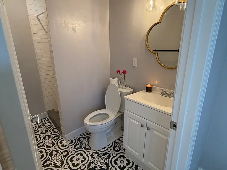 11453 Debra Ave — Photo 10