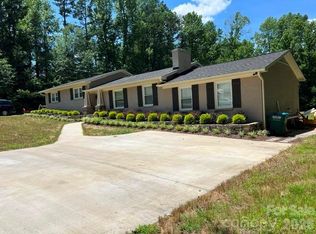 903 N 8th St, Bessemer City, NC 28016