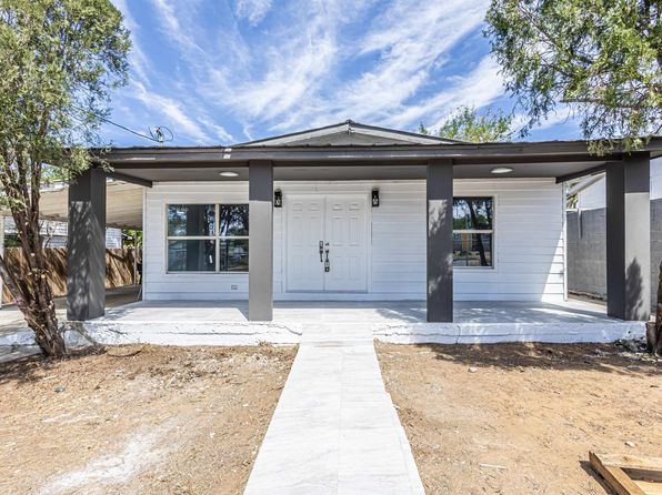 118 E Gustavus St, Laredo, TX 78040