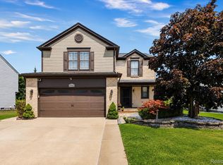17929 Marsal Dr, Macomb, MI 48042