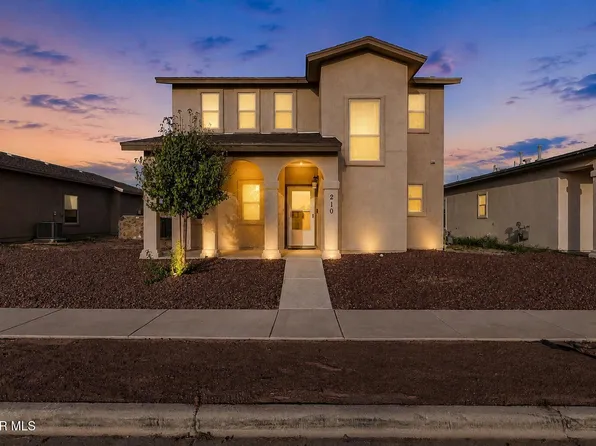 210 Lago Maggiore St, Horizon City, TX 79928