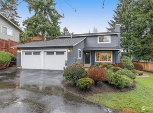 18718 66th Ave NE, Kenmore, WA 98028