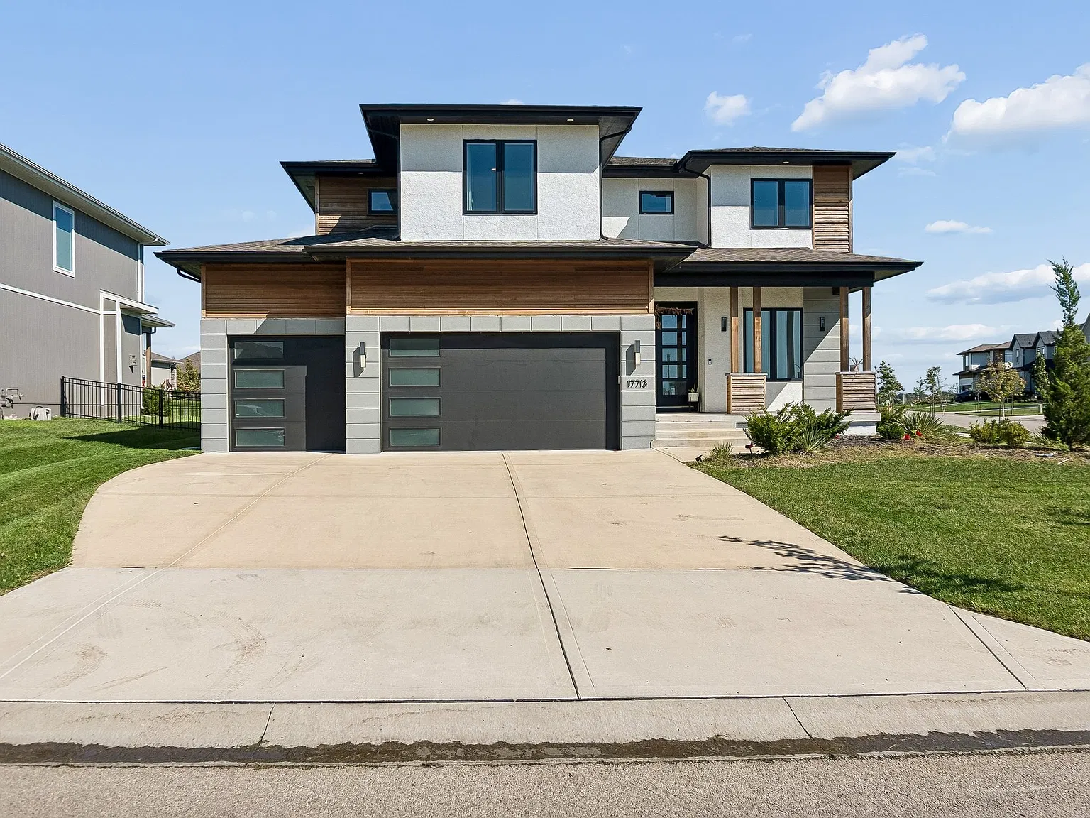 4 bed, 3800 sqft, $4,100 — Photo 1