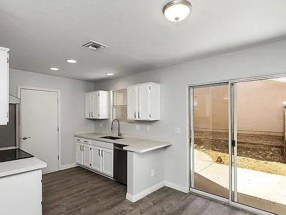 7438 E Horseshoe Ln #2 — Photo 2