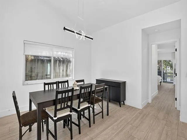 16709 SW 5th Ct — Photo 7