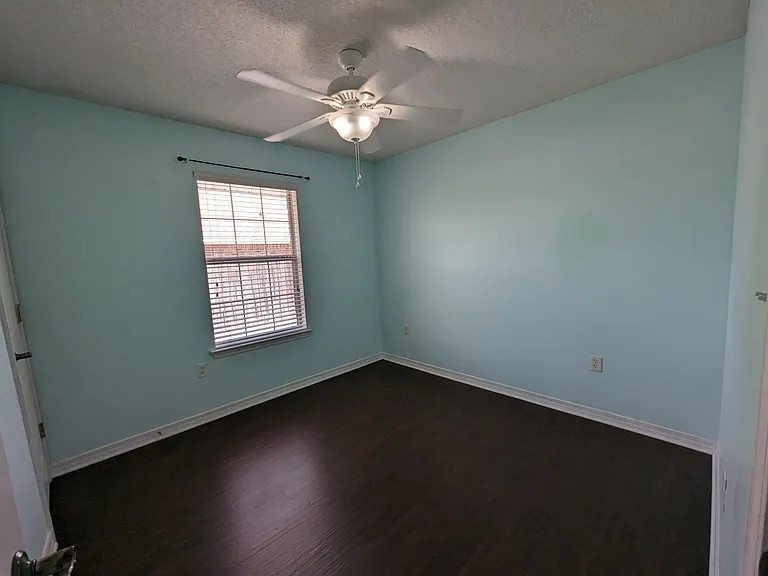 9903 Parker Lake Cir — Photo 24