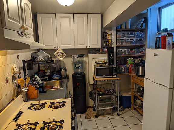 5th image of 2706 Ditmars Blvd #1