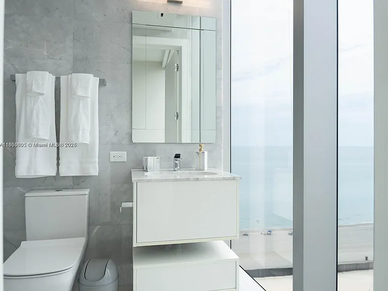 18501 Collins Ave #1104 — Photo 15