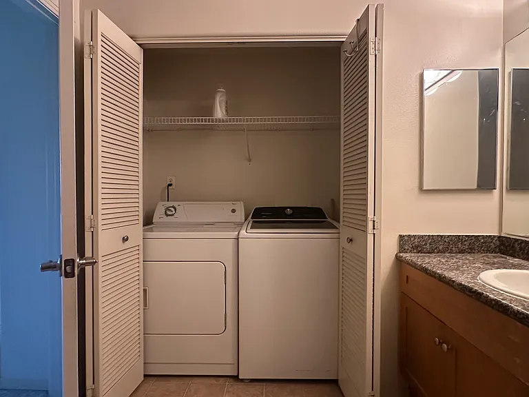 100 S Alameda St #206 — Photo 11