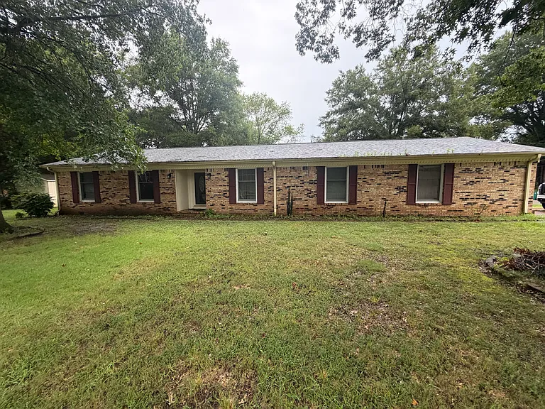 21 Camellia Dr — Photo 1