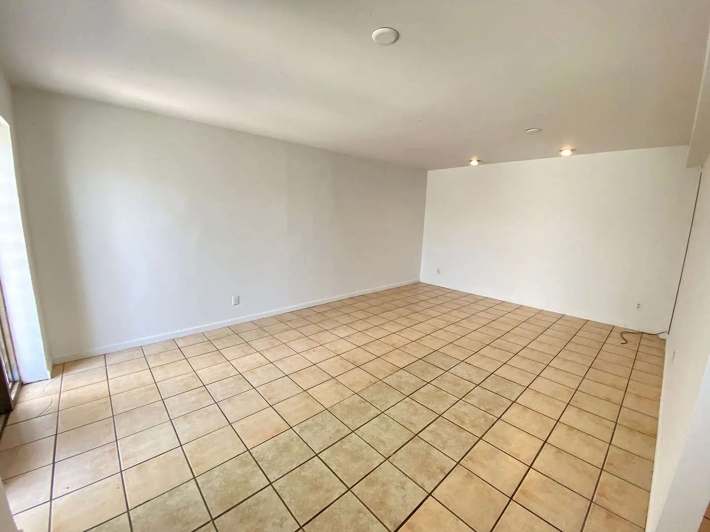 E 12th Ave 153 NCRII — Photo 3