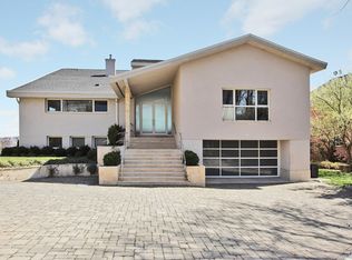 1212 Duncan Rd, Fort Lee, NJ 07024