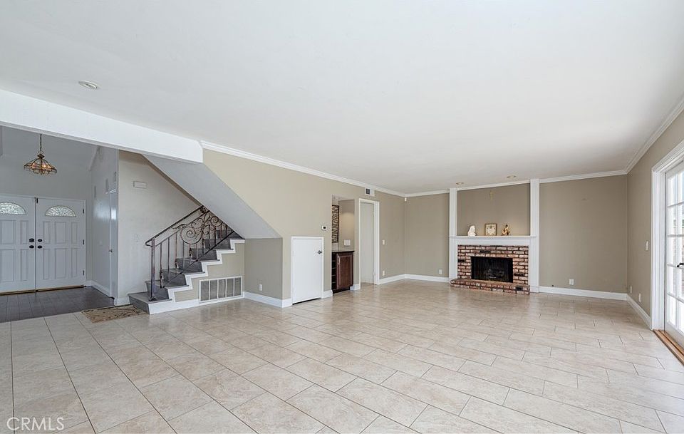 1st image of 18377 Stanislaus St