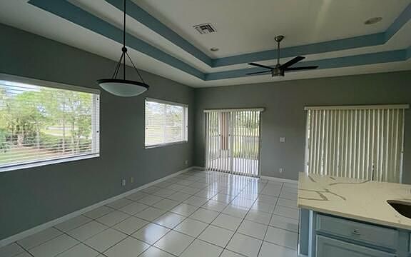 3rd image of 8905 Sandshot Ct