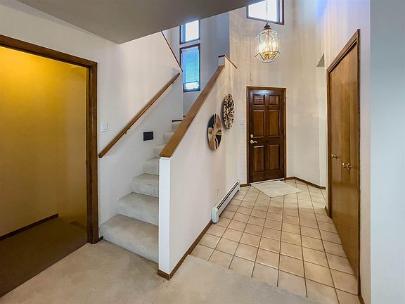 3rd image of 46 Los Arboles Dr