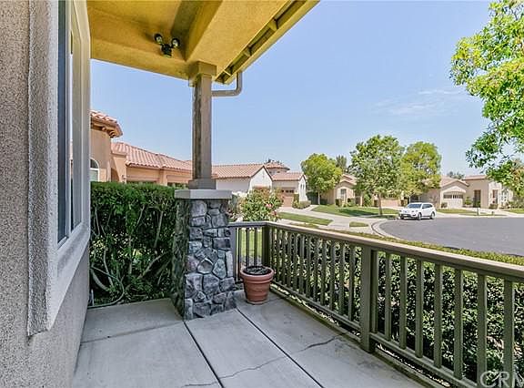 5th image of 9488 Holly Ln