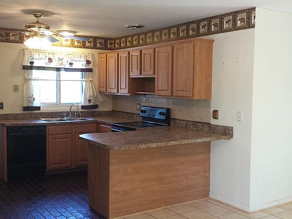 5th image of 905 S Parkview Dr