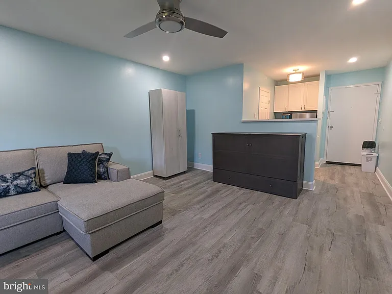 725 Allen Dr #A125 — Photo 10
