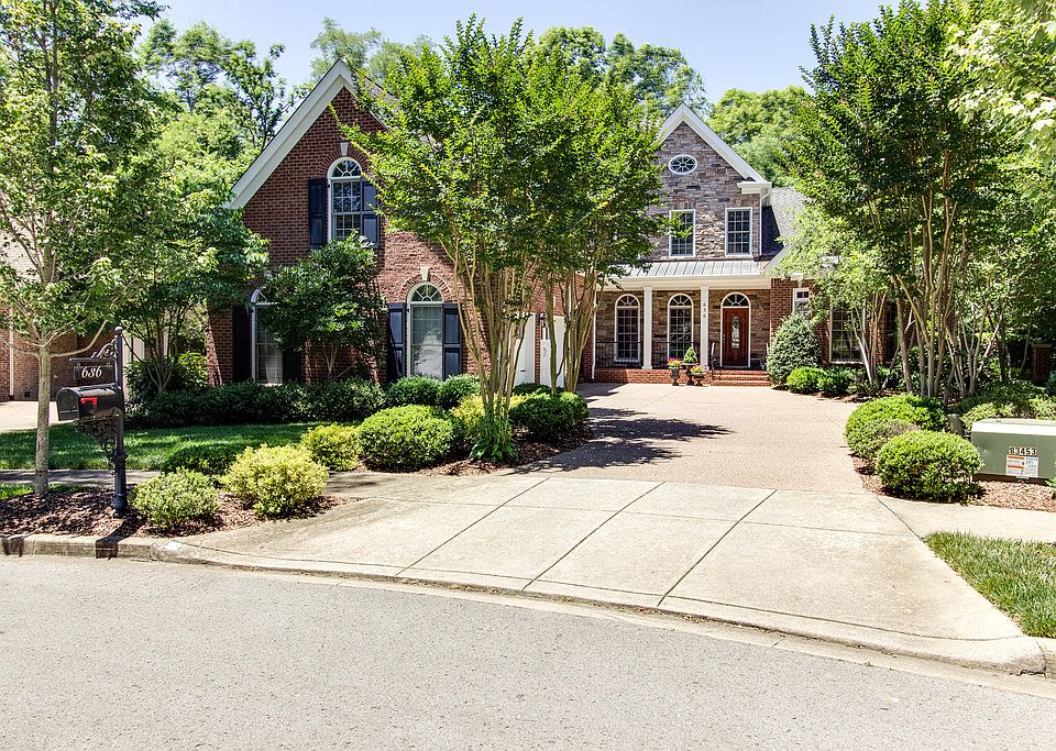 1st image of 636 Burghley Ln