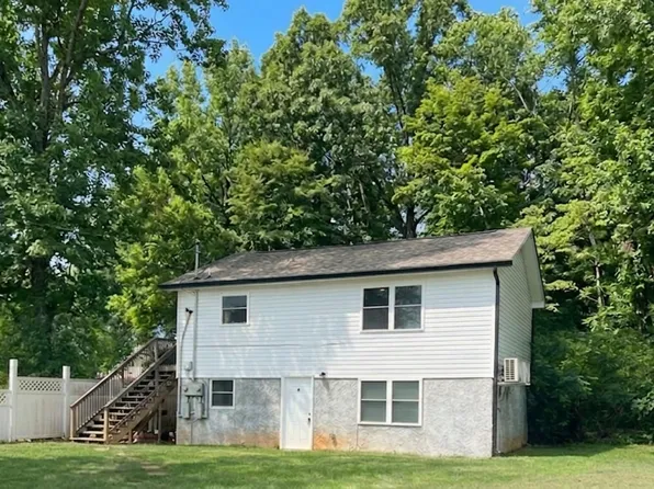 862 Berry St NE, Cleveland, TN 37311