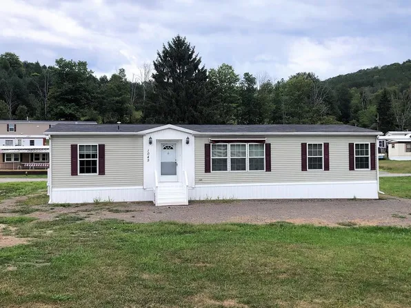 10 E Delmar Mdws, Wellsboro, PA 16901