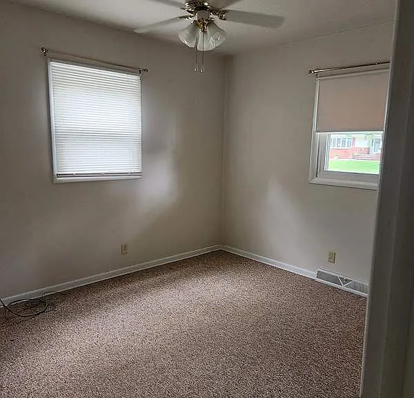 203 S Yates St — Photo 4