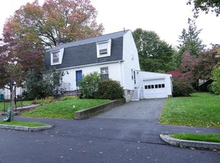 15 Pleasant View Rd, Arlington, MA 02476