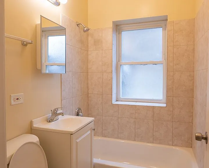 7752 S Racine Ave #2A — Photo 4