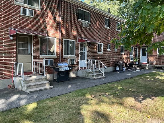 5th image of 7 Wilson Dr Unit 7