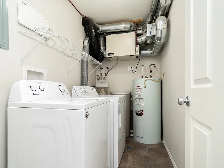 59 Oakdale Dr — Photo 23