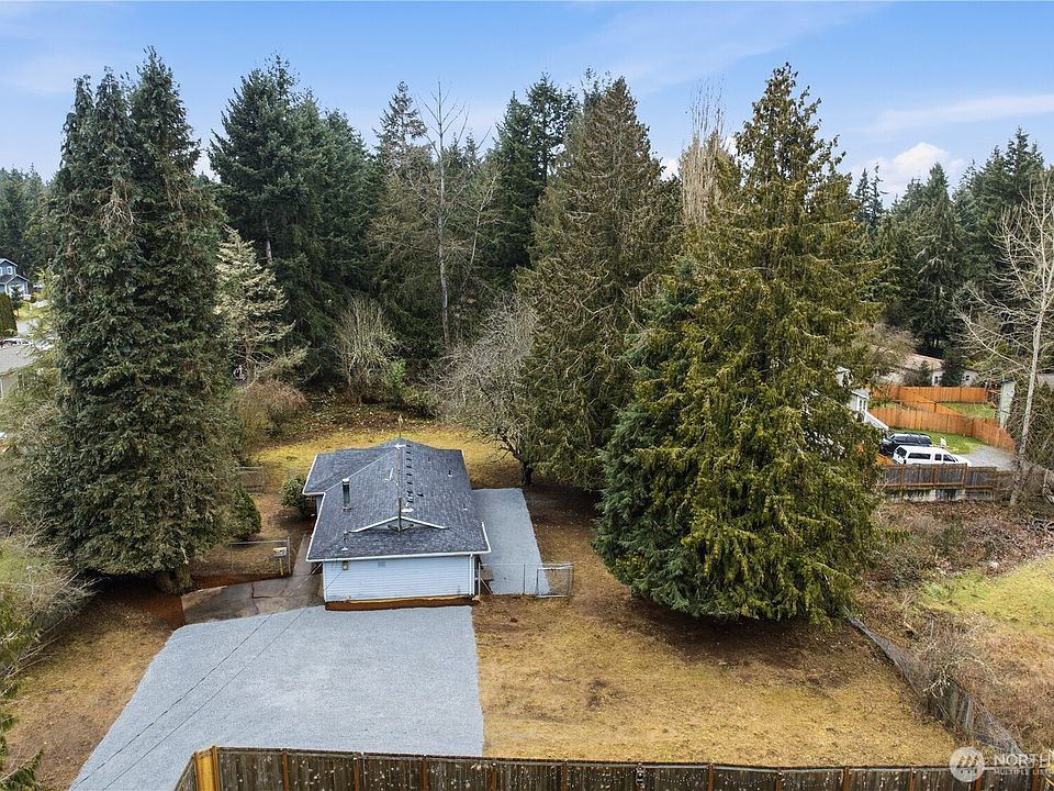 1st image of 12728 214th Avenue E
