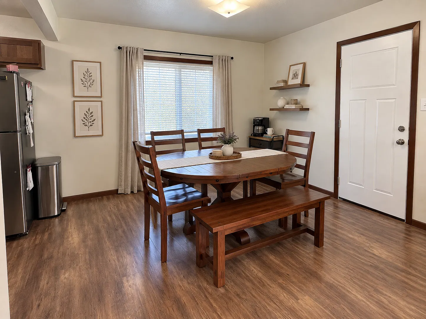 4 bed, 1787 sqft, $2,300 — Photo 3