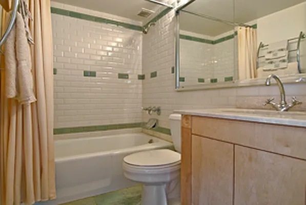 Rented by Town Residential | media 33