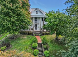 410 5th St, Glasgow, MO 65254