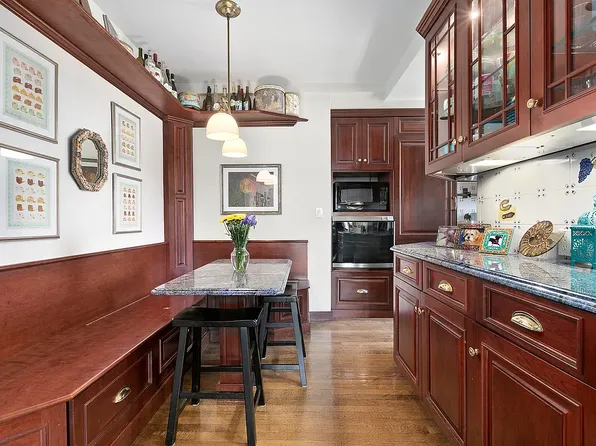 45 Christopher Street image 5 of 6