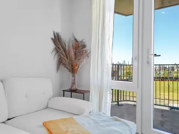 16 West Street image 5 of 43