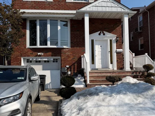 16411 95th St, Howard Beach, NY 11414