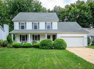 38412 Sheerwater Ln, Willoughby, OH 44094