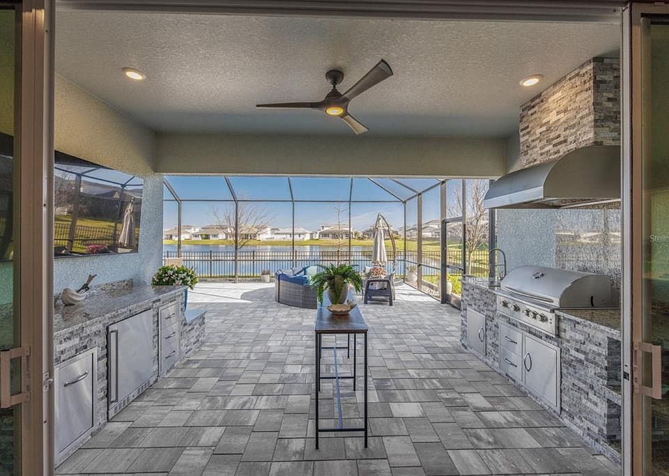 1st image of 8462 Ivy Stark Blvd