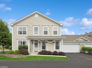 142 W Park Ave UNIT C, Sugar Grove, IL 60554